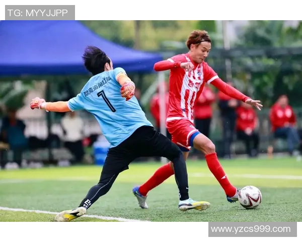 足球明星肩膀内扣的魅力瞬间解析与精彩瞬间回顾 足球明星肩膀内扣的魅力瞬间解析与精彩瞬间回顾